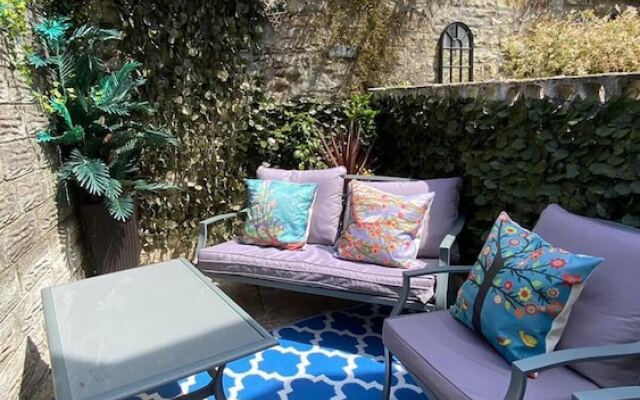 Lovely 3-bed House in Bridgend 7min From Porthcawl