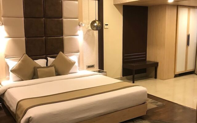 OYO 8656 Hotel Nataraj