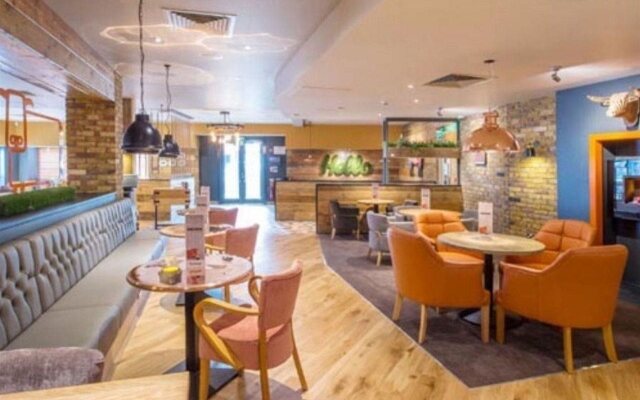 Premier Inn Yeovil Town Centre