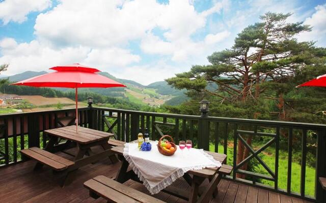 Jeongseon Camp Star Pension