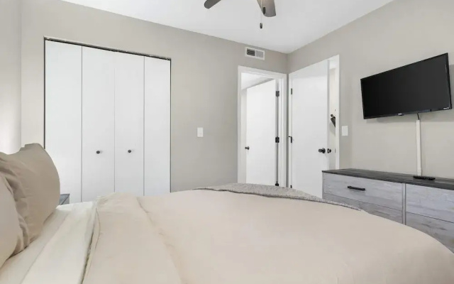 Modern Comfort Retreat