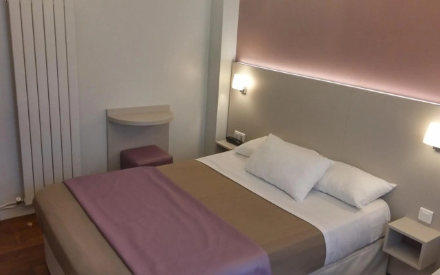 Modern Hotel