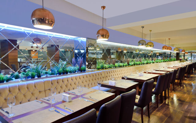 Tiara Thermal & Spa Hotel