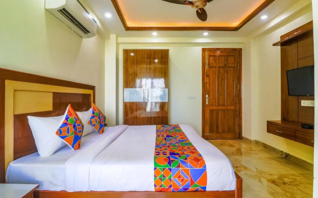 Fabhotel Star Corporate Suite