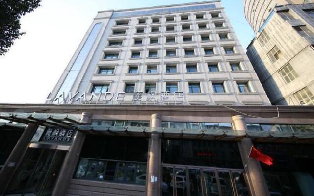 Lavande Hotels Urumqi Daximen Zhongshan Road