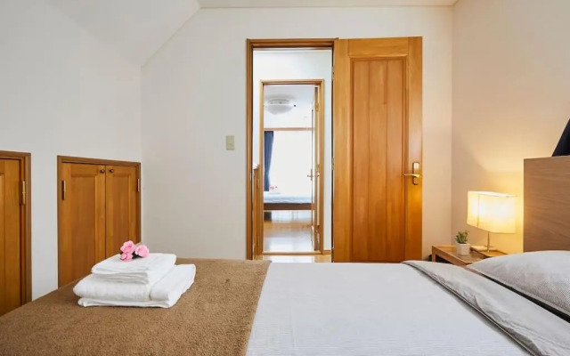 F1-Upmarket Huose in Shinjuku