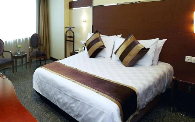 Wenzhou Dynasty Hotel