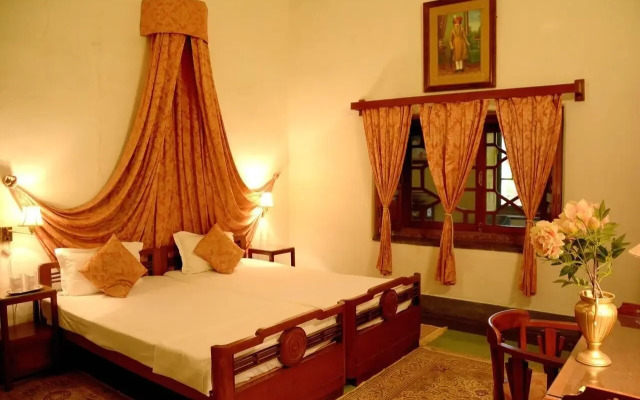 Bhanwar Vilas Palace