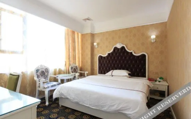 Mai Guo Light House Hotel