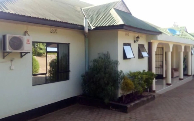 West East Lodge