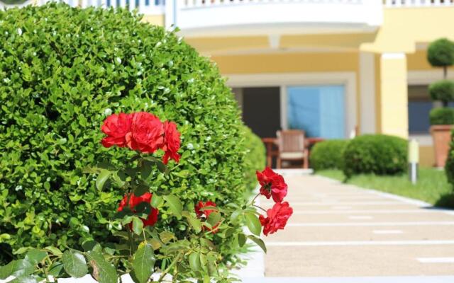 Shemesh Gardens House