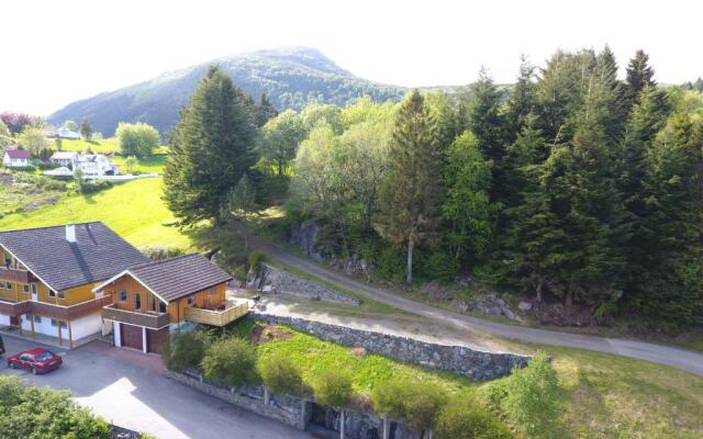 Holiday Home Kvernesfjorden