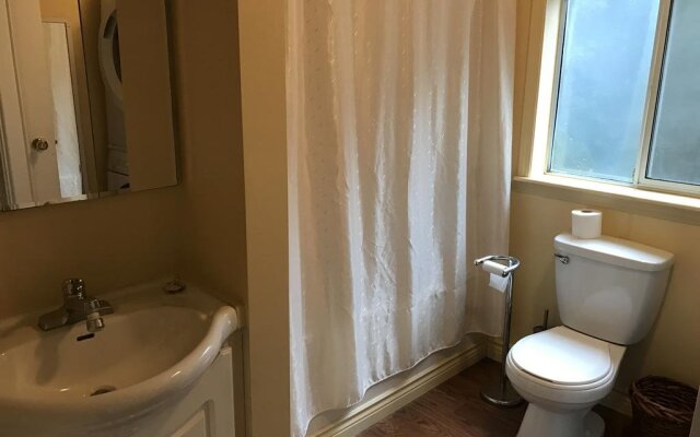 Leigh Lani Guest House