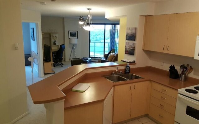 Fastlane Suites Tarjan
