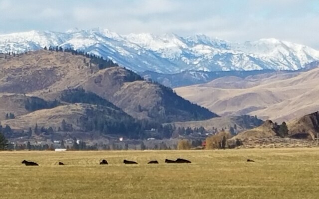 Twisp Terrace Lodge