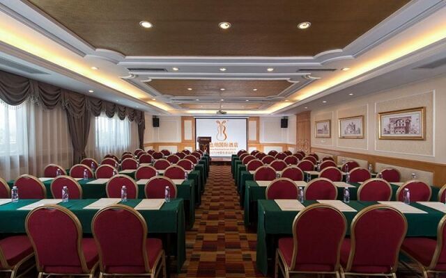 Vienna International Hotel (Shenzhen Wangzhong Cit