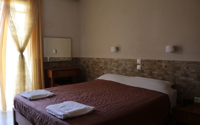 Golden Sun Hotel & Apartments