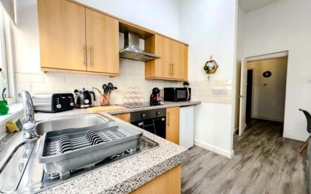 Captivating 2-bed Apartment in Liverpool