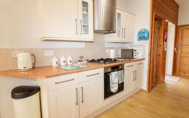 Watersview Lodge