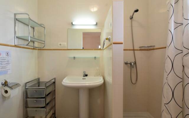 Luxurious Villa in Arenas with Swimming Pool