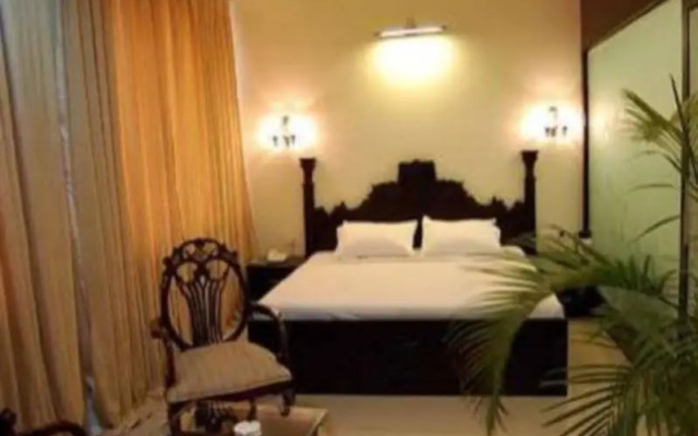 The Avalon Hotel