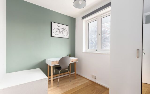 2 Bed Flat with Garden in Canonbury