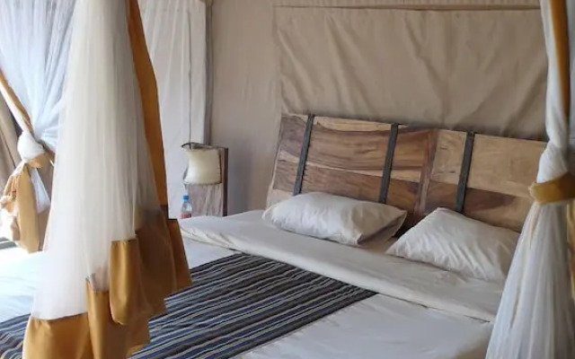 Robanda Safari Camp