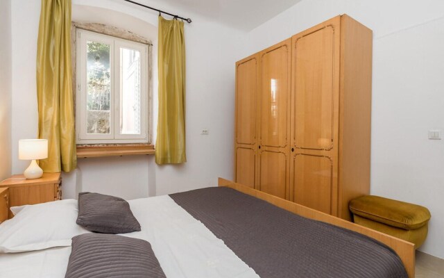 Beautiful Apartment in Volosko With 2 Bedrooms and Wifi
