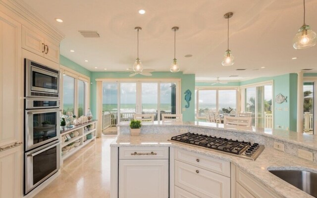 Melbourne Beach Oceanfront Villa w/ Pool