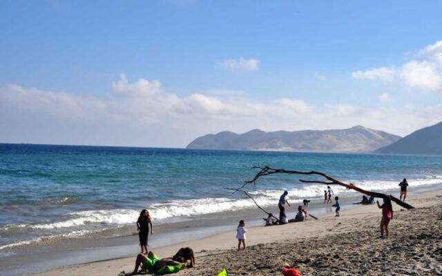 PENINSULA STAYS Business Hotel 2 CAMAS Matrimoniales