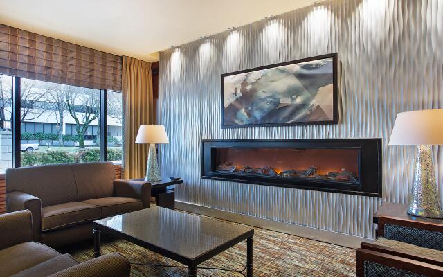 Crowne Plaza Knoxville Downtown University by IHG