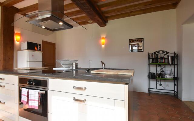 Tasteful Holiday Home in Sormery With Swimming Pool