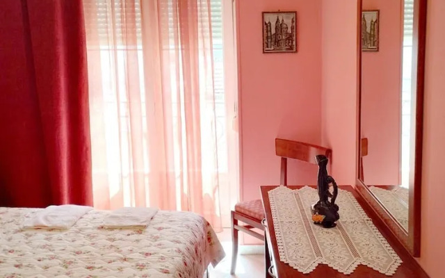 Joanna House in Volos