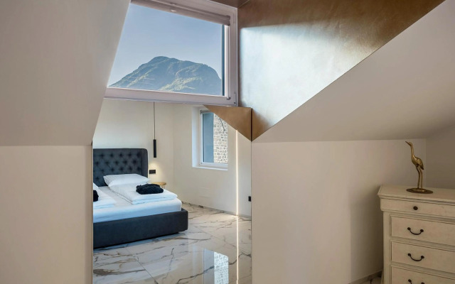 App 9 Palazzo Cavour