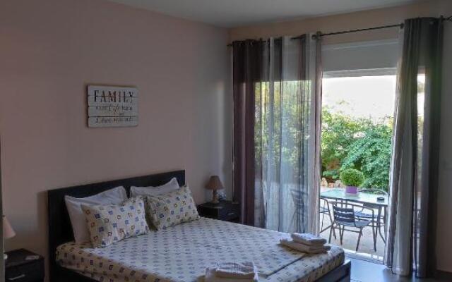 PHOENIX apartment near the airport