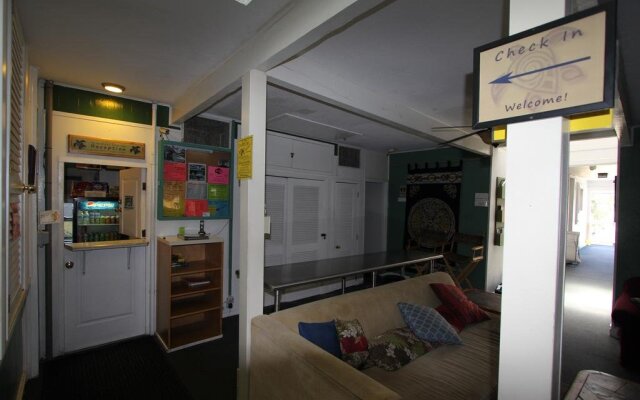 Howzit Hostels