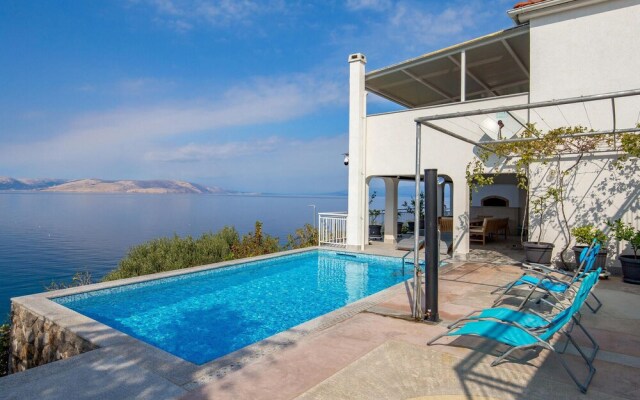 Nice Home in Sv.juraj With Wifi and 3 Bedrooms