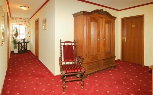 Hotel & Gasthaus Zur Linde