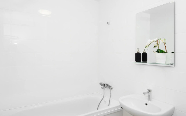 Good House (Гуд Хаус) в переулке Полимерный 13