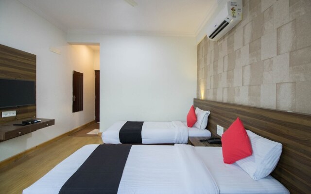 FabHotel Seven Olives