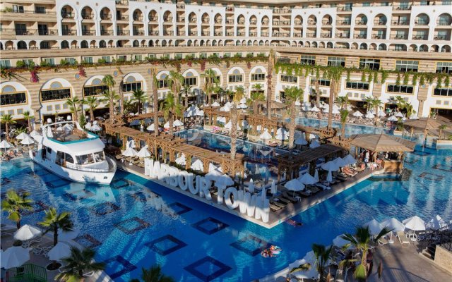 Crystal Waterworld Resort & Spa - All Inclusive