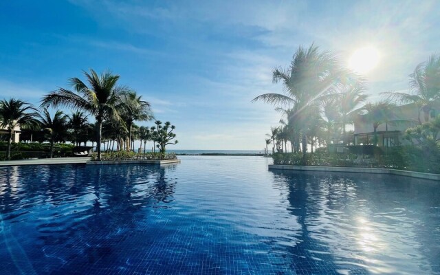 Mystery Cam Ranh Villas & Spa
