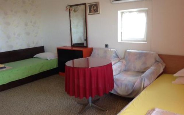 Guest House Villa Roza