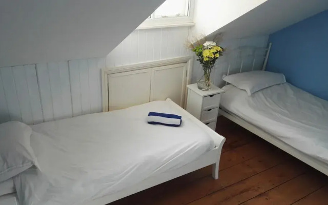 Charming 3-bed House Exmouth Town Centre, Devon