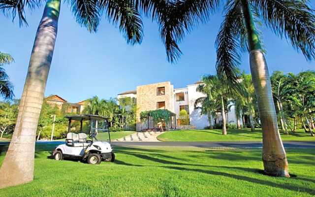 Los Altos Residences