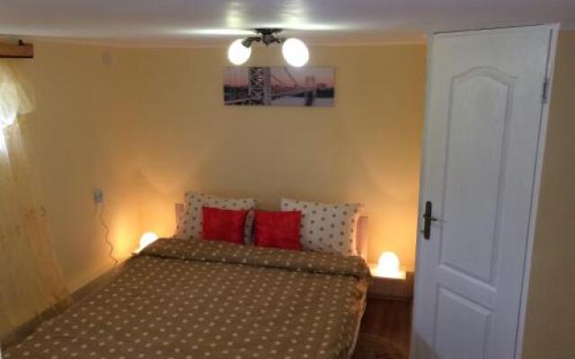 Pensiunea Lili Novaci