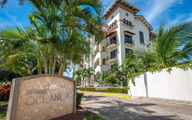 Luxury 3 bedroom condo with ocean view and private balcony