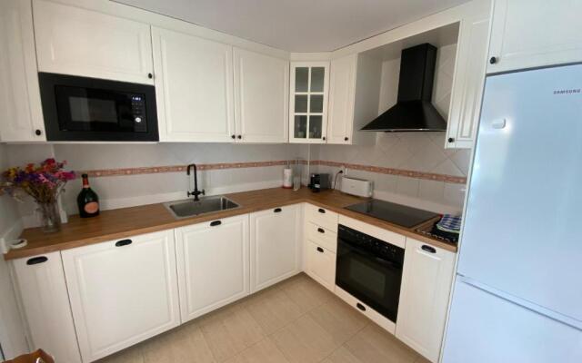 1ªLínea-50m de playa-210m2 utiles-BBQ privada-Vistas al mar-3 terrazas