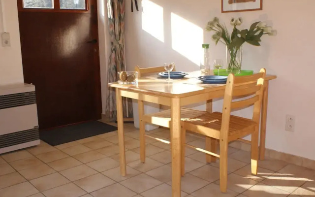 Classy Apartment in Bohon With Garden