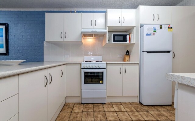 Bay Parklands, Beachside Paradise, 57/2 Gowrie Ave